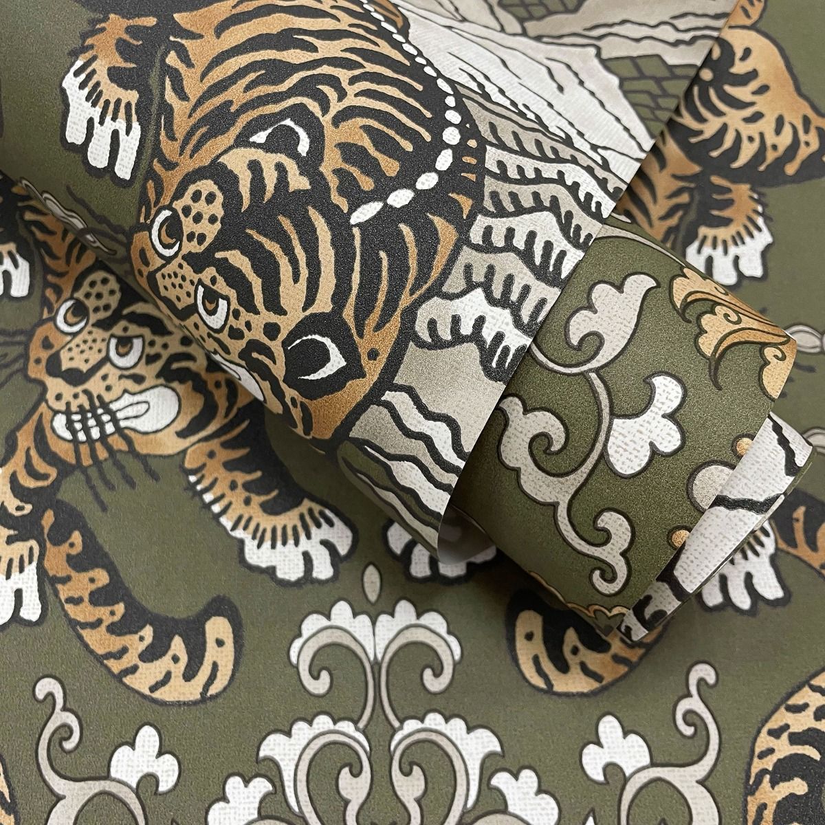 Tora Wallpaper by Holden (Khalili Collection)