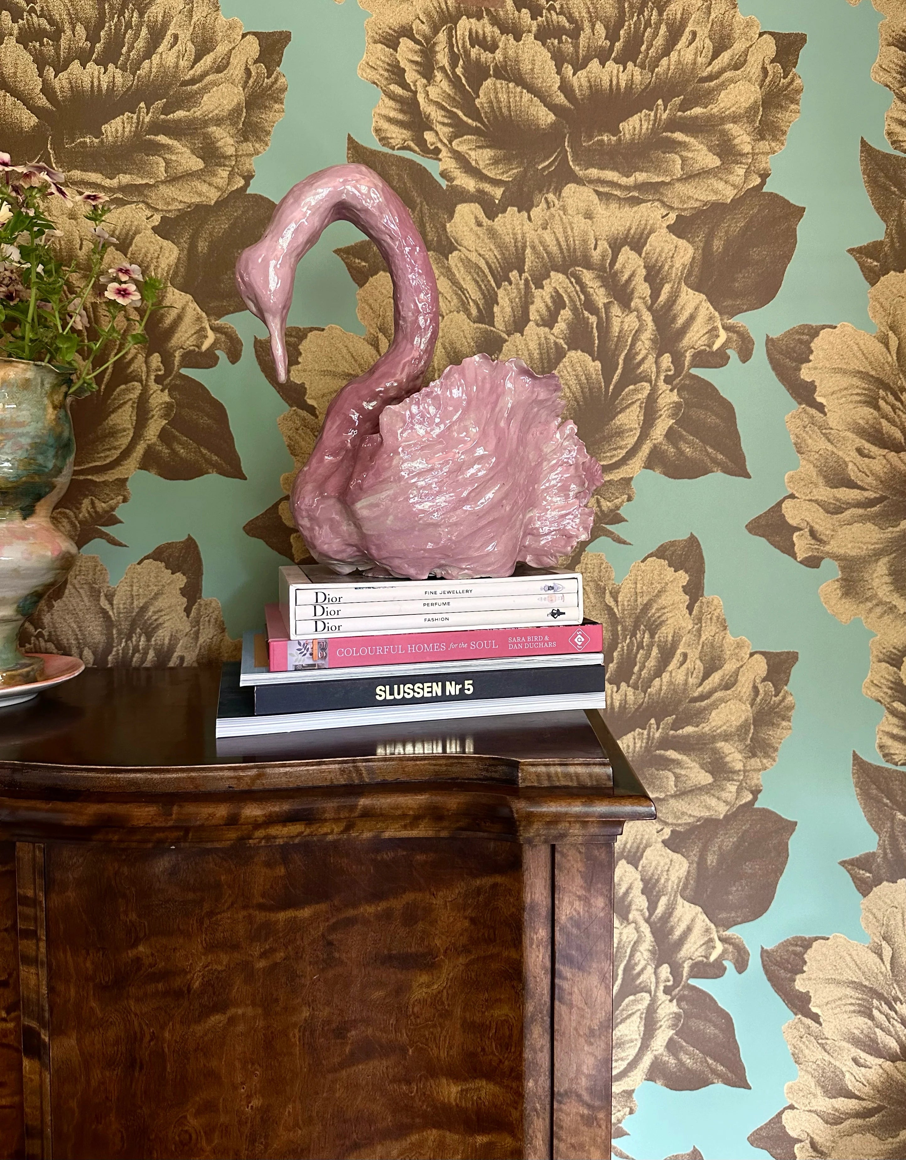 In Bloom wallpaper by Studio Lisa Bengtsson