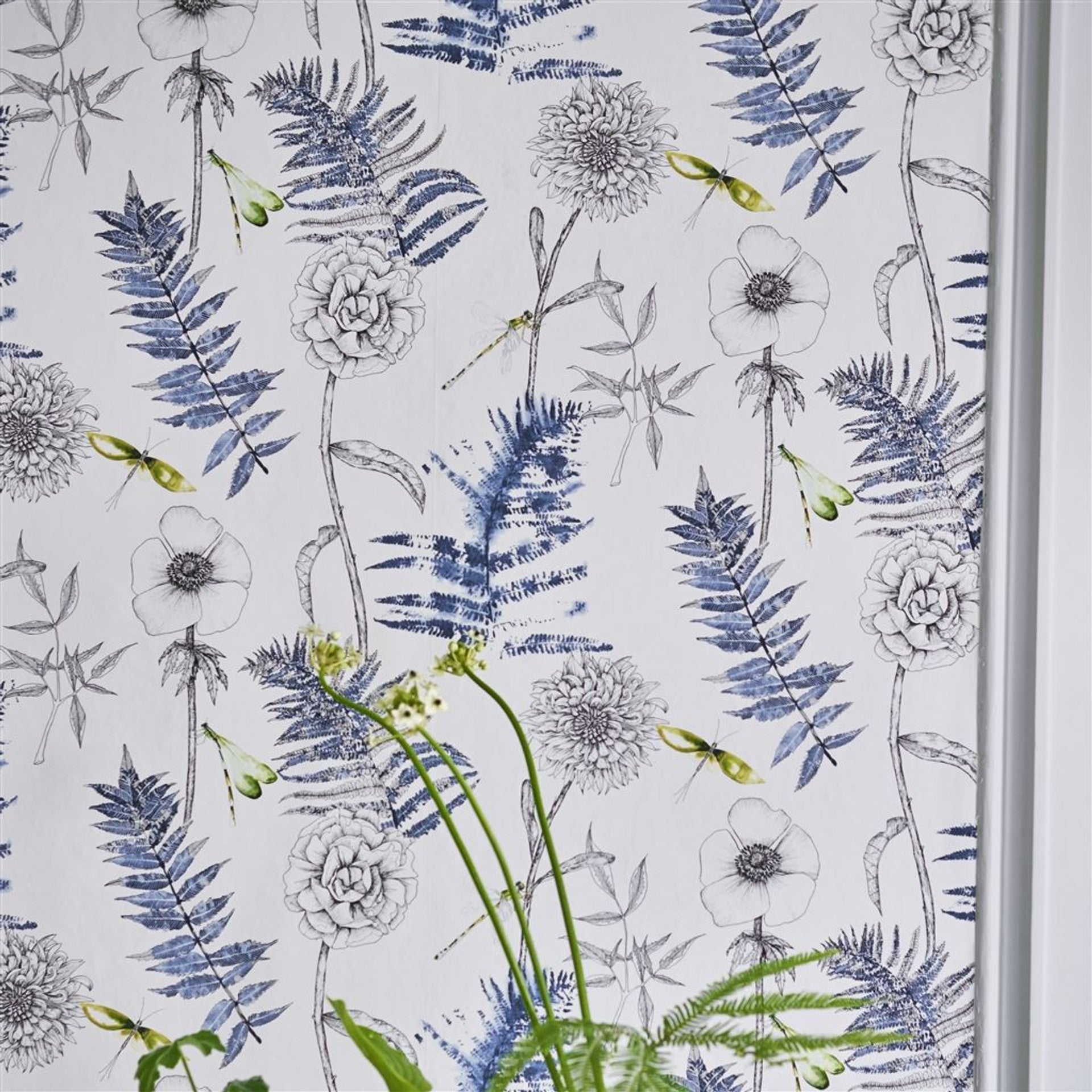 Acanthus Wallpaper by Designers Guild