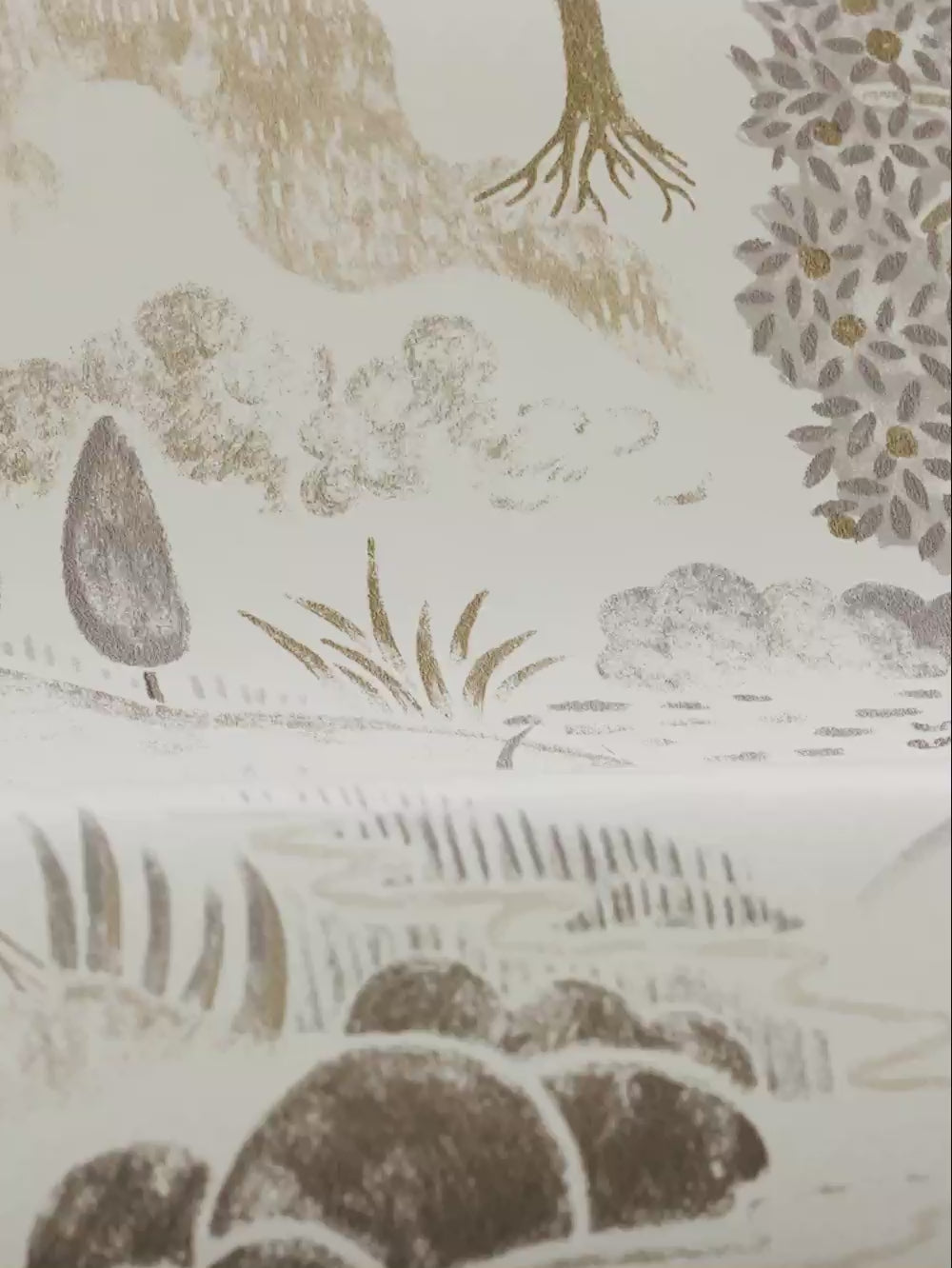 Diana wallpaper by Boråstapeter