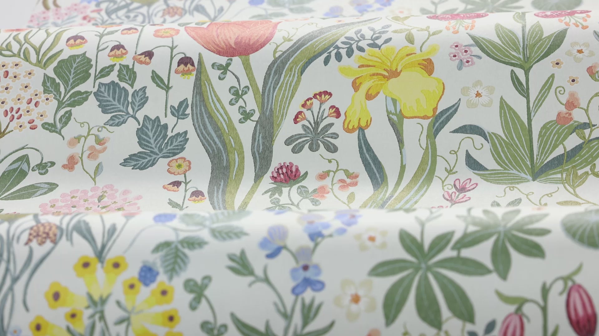 Blomsterhav Wallpaper by Boråstapeter