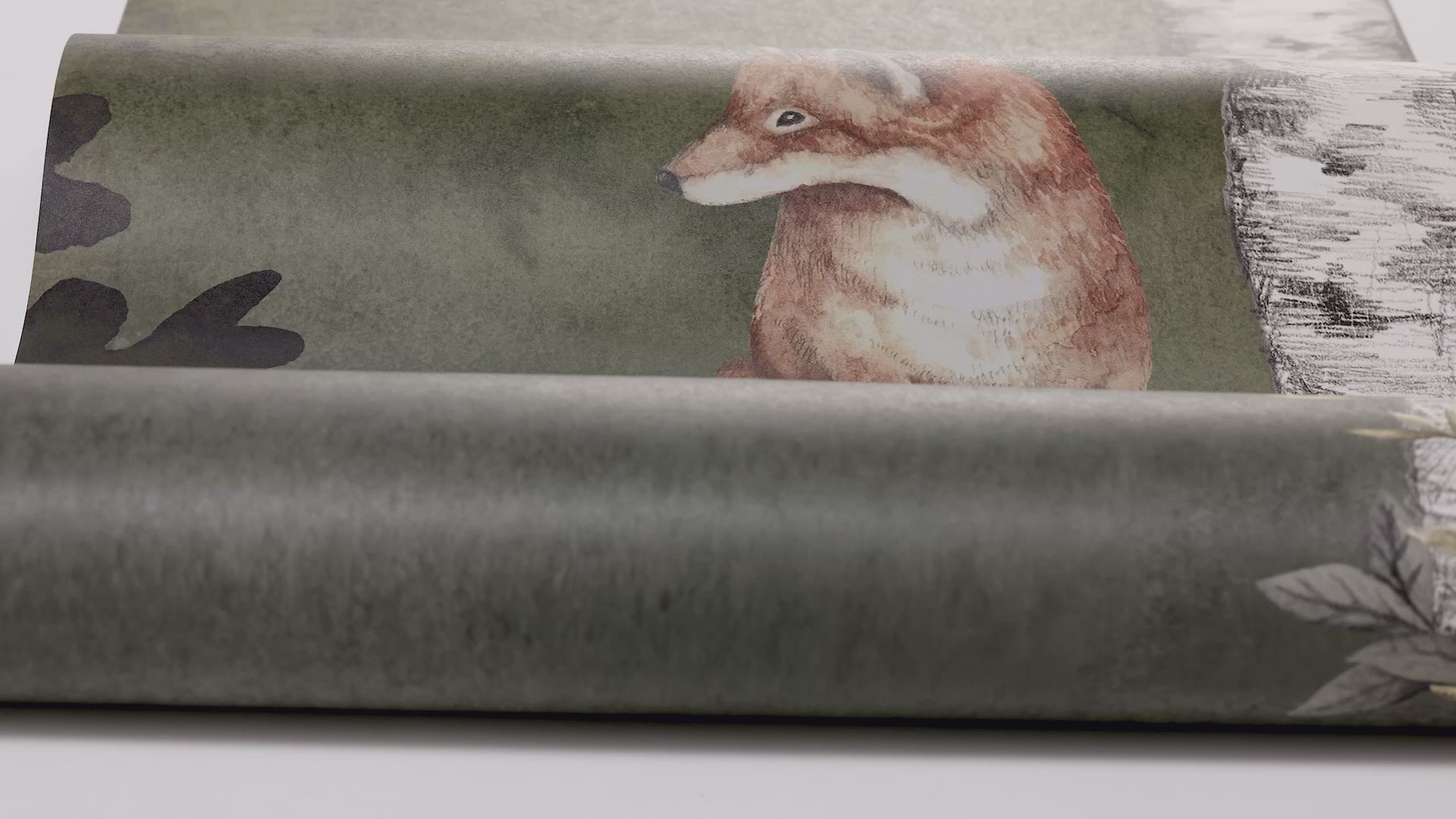 Wild Forest mural by BoråsTapeter