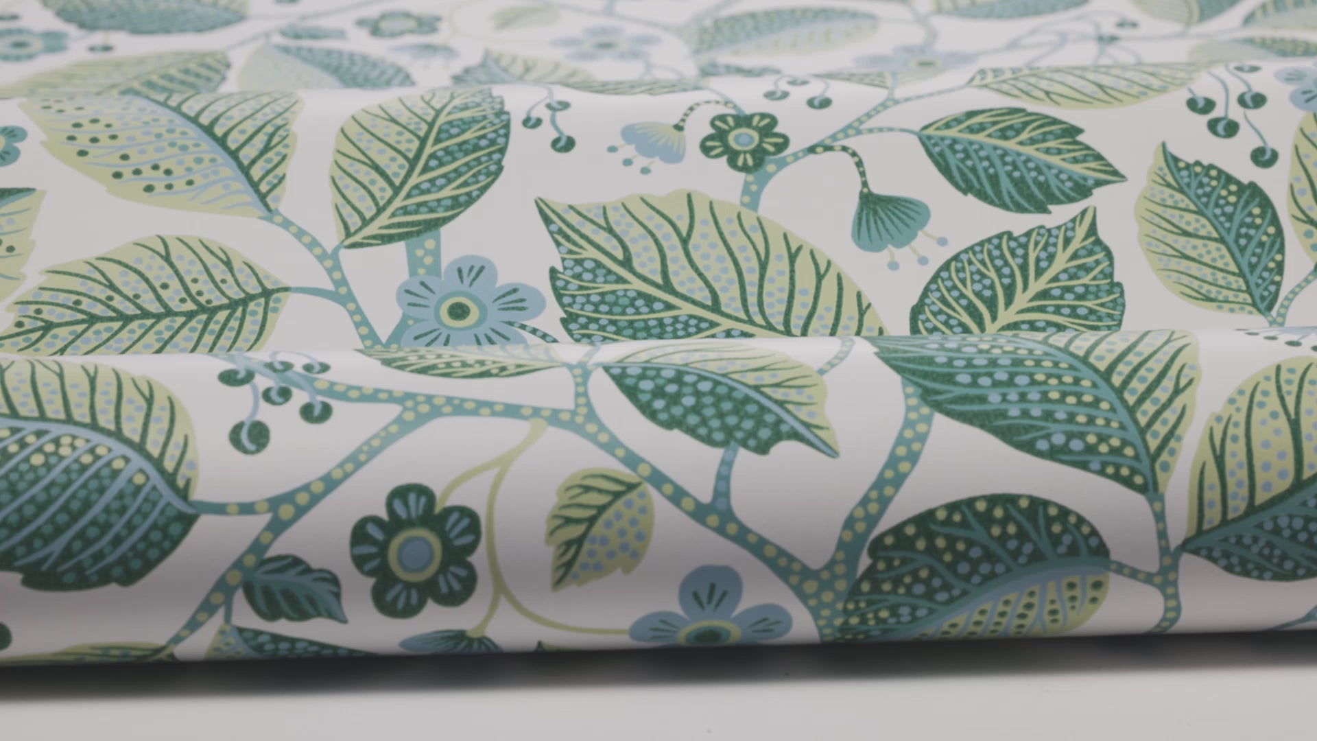 Elm Tree Wallpaper by Boråstapeter