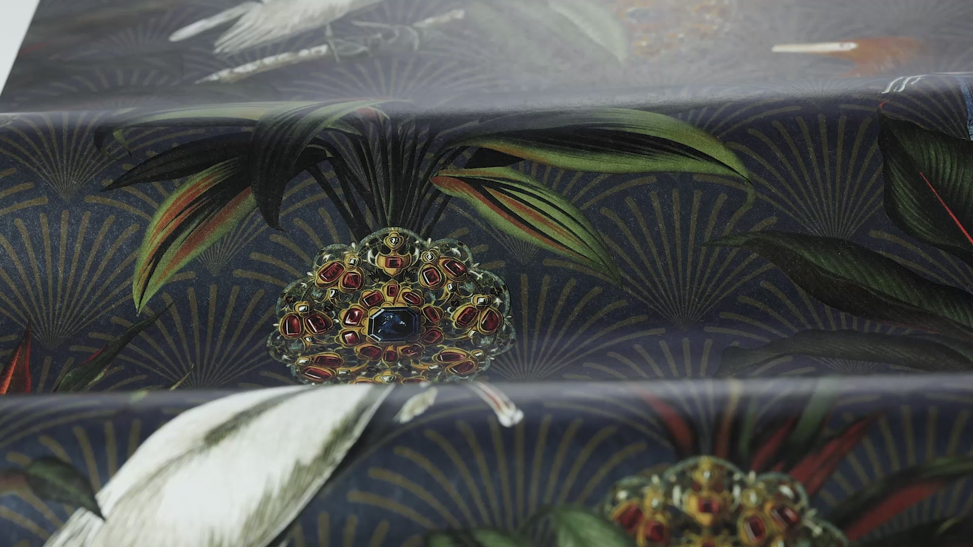 Sapphire Birds Wallpaper by BoråsTapeter